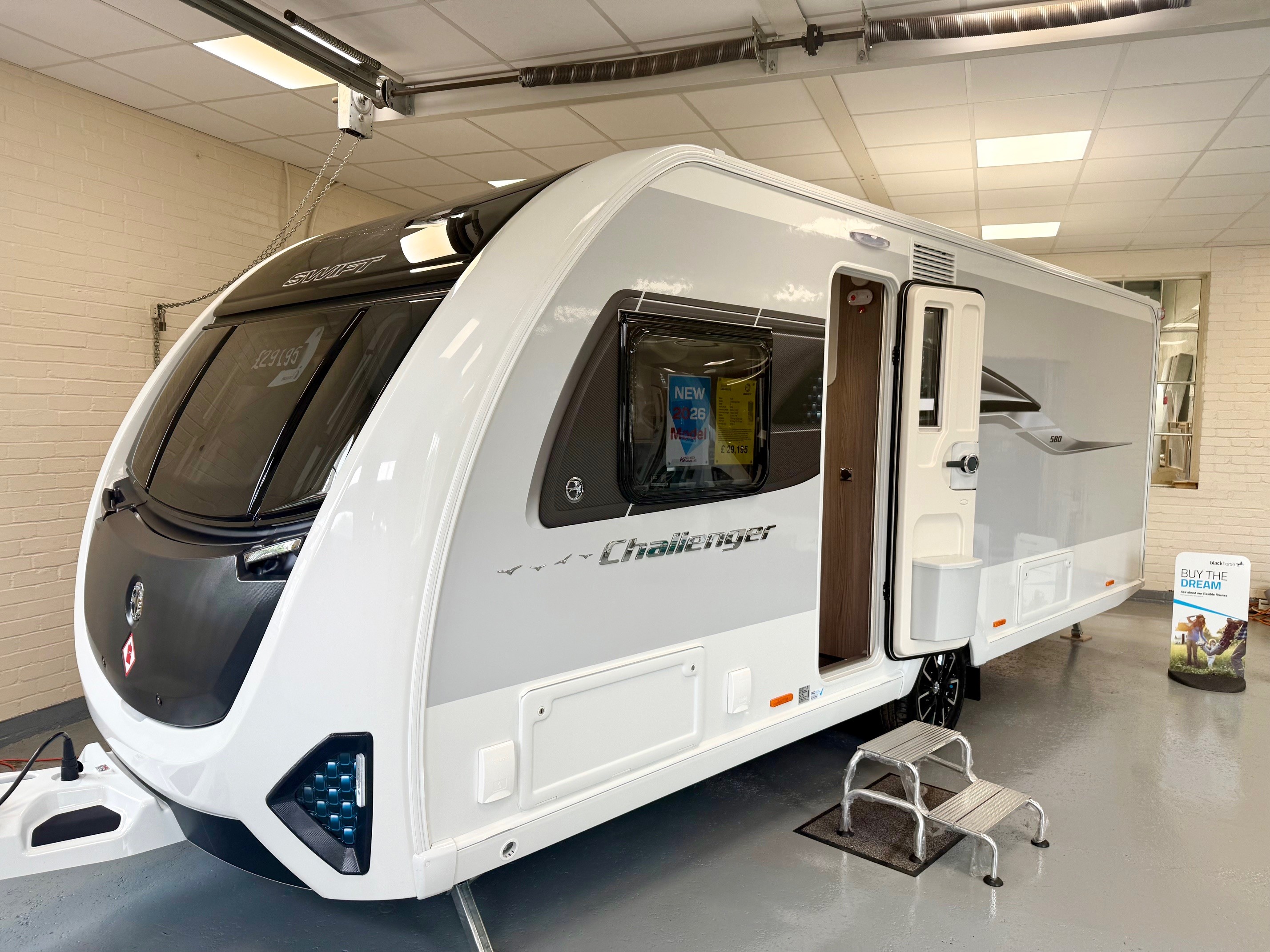 Swift Challenger 580